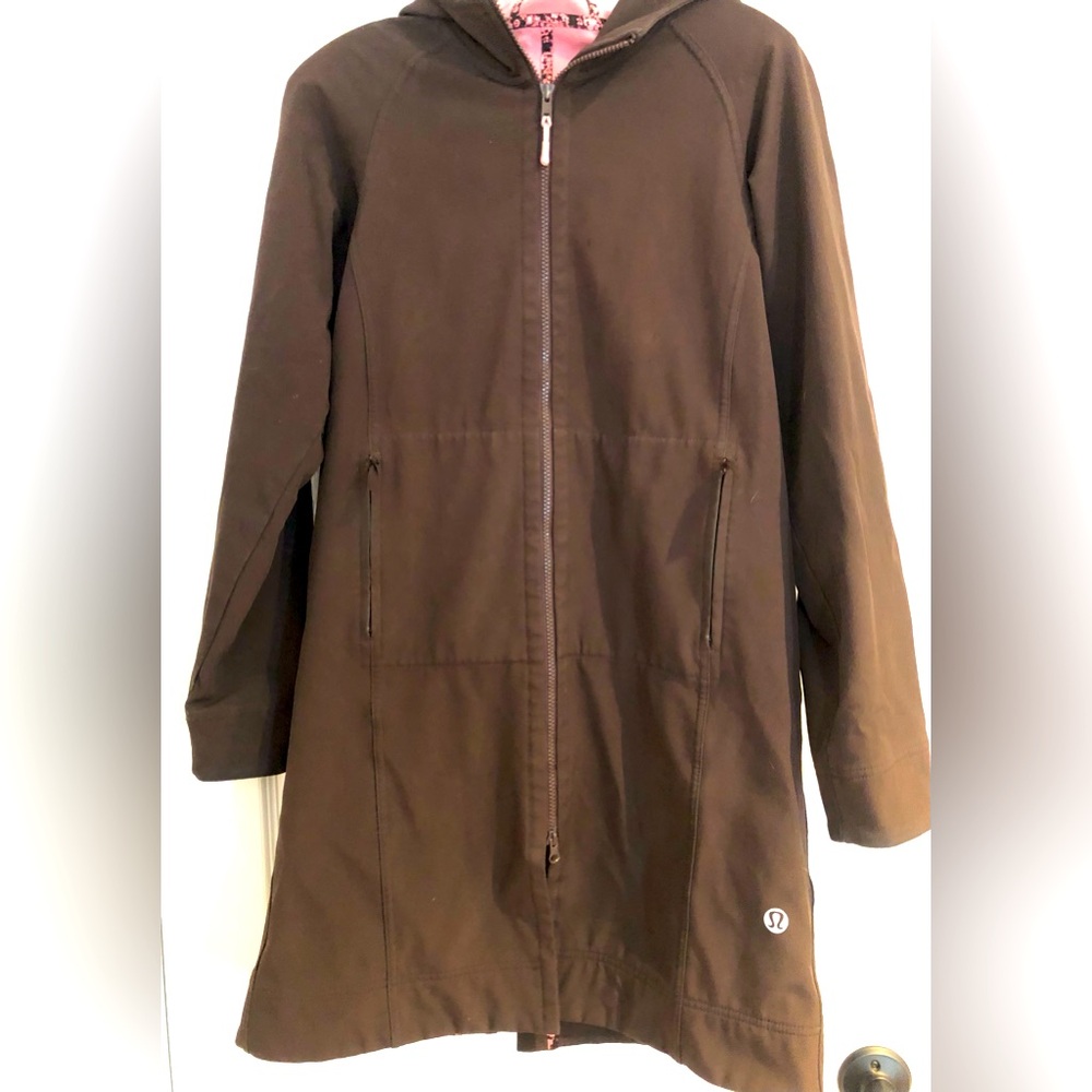Lululemon fleece lined, water proof jacket size 6